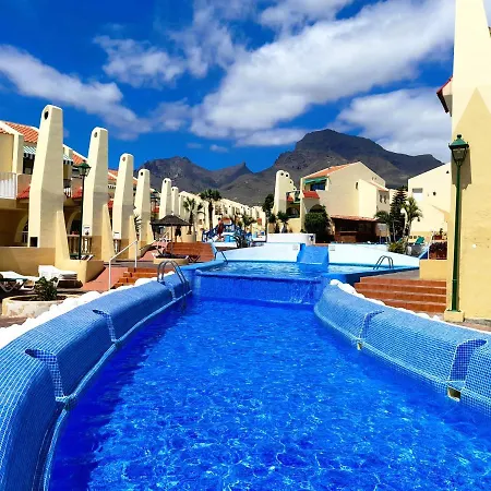 Mareverde Tenerife * アデヘ